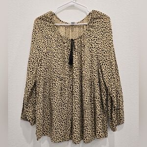 Old‎ Navy Tan and Black Tie Front 3/4 Sleeve Blouse